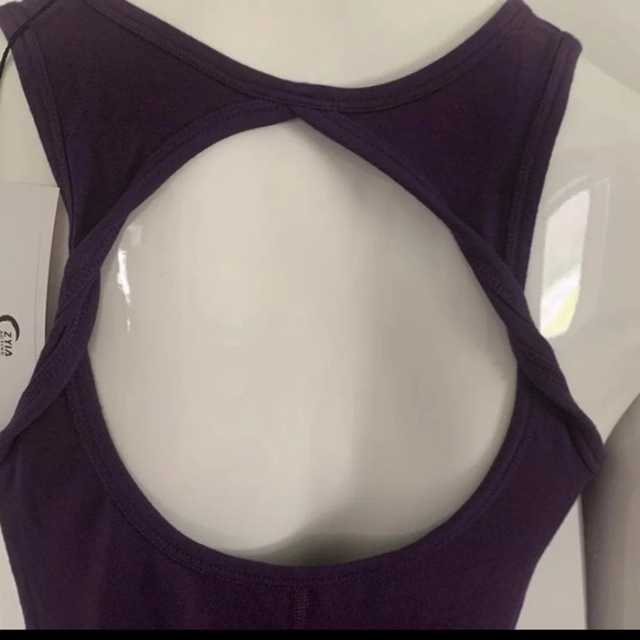 Zyia Blackberry Twist Tank - Picture 5 of 12